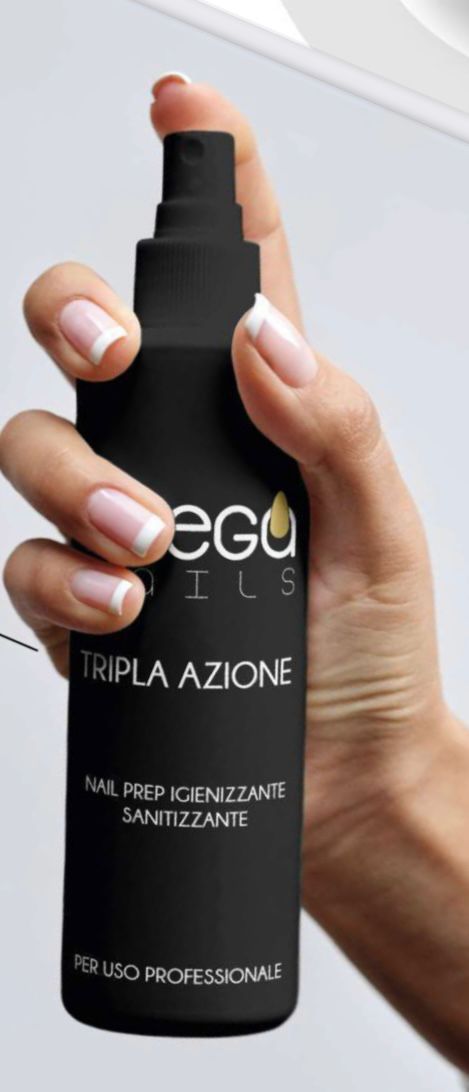 Spray Tripla Azione 150ml MEGANAILS